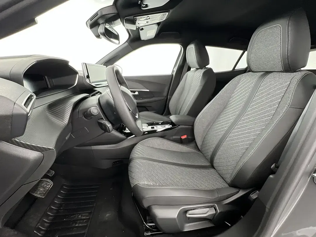Peugeot 2008 - Thumbnail 7