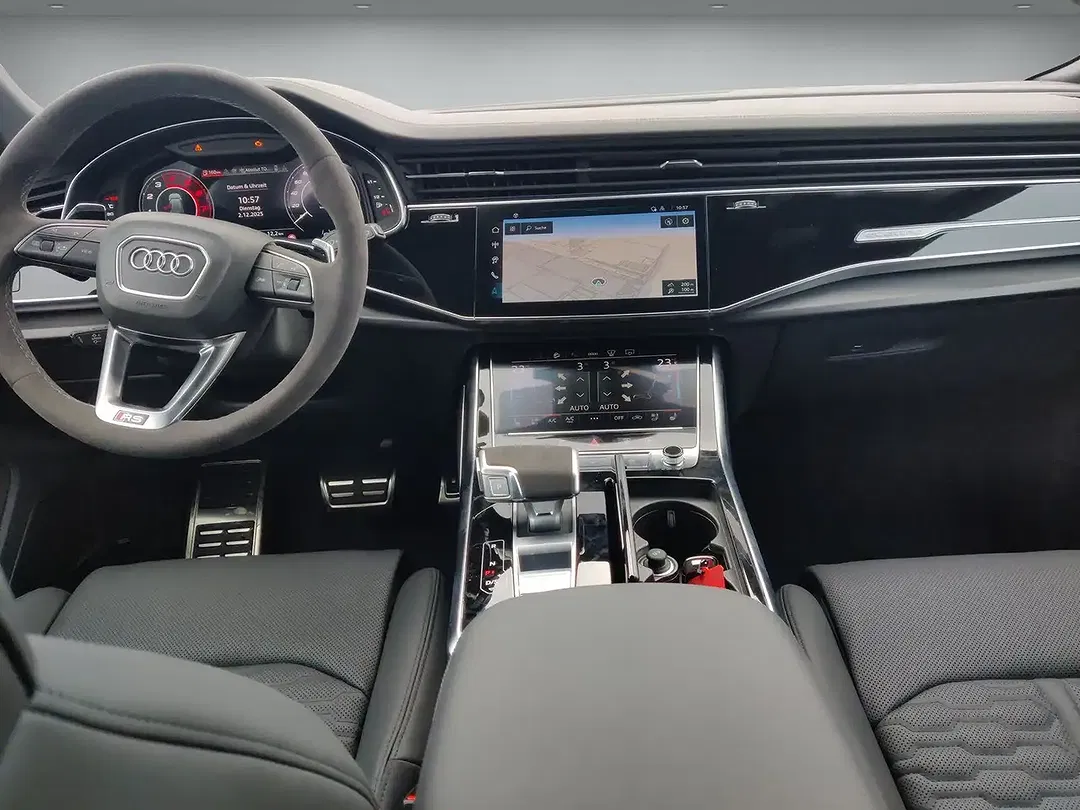 Audi RS Q8 - Thumbnail 9