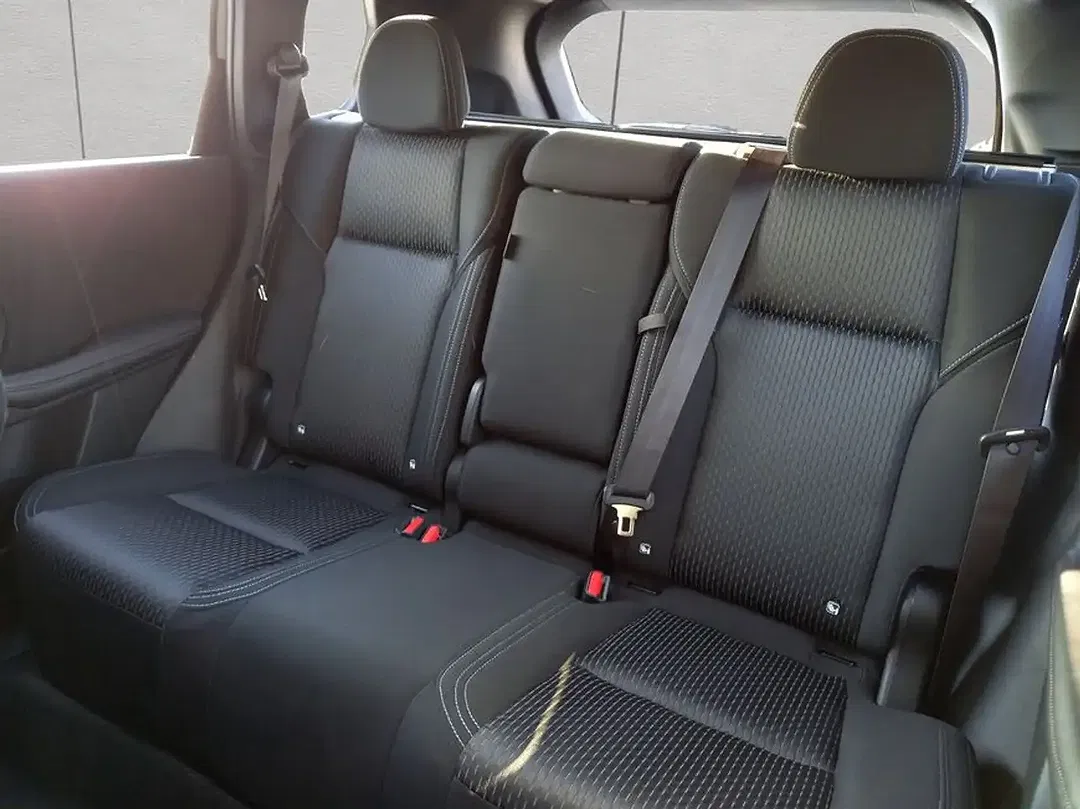 Mitsubishi Outlander - Thumbnail 17