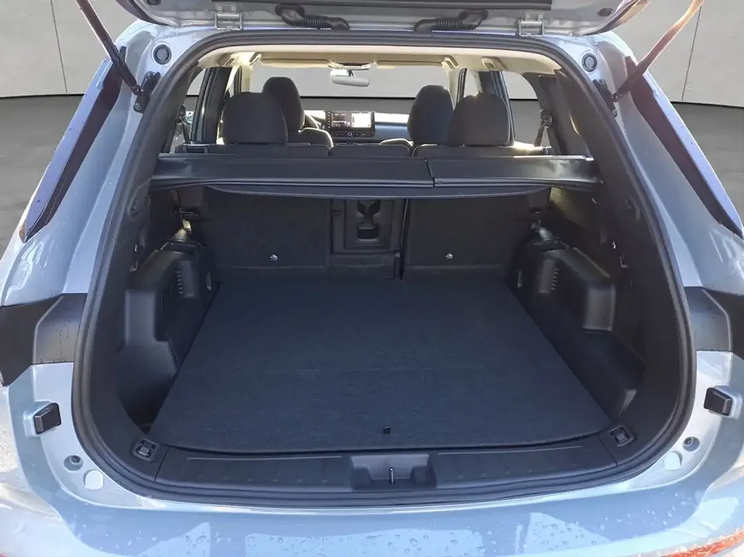 Mitsubishi Outlander - Thumbnail 5