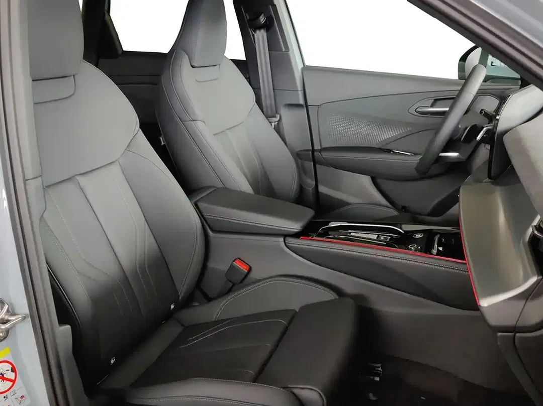 Audi Q3 - Thumbnail 8