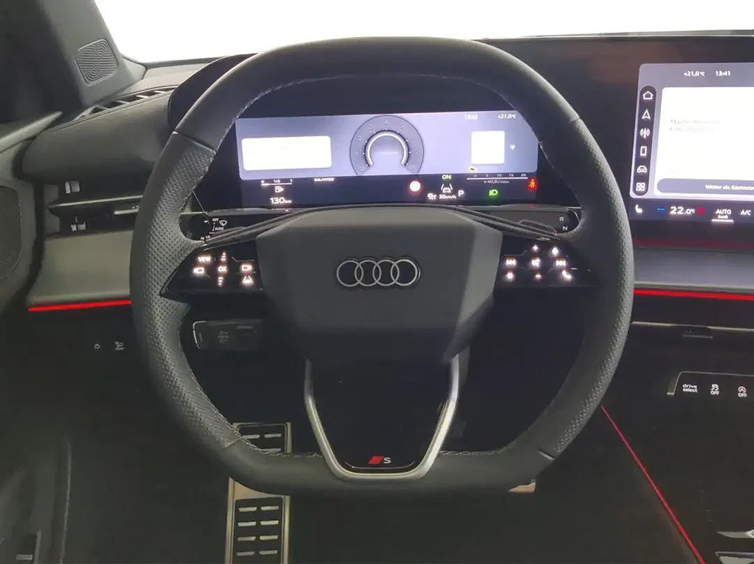 Audi Q3 - Thumbnail 11