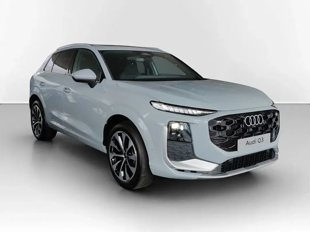 Audi Q3 - Thumbnail 3