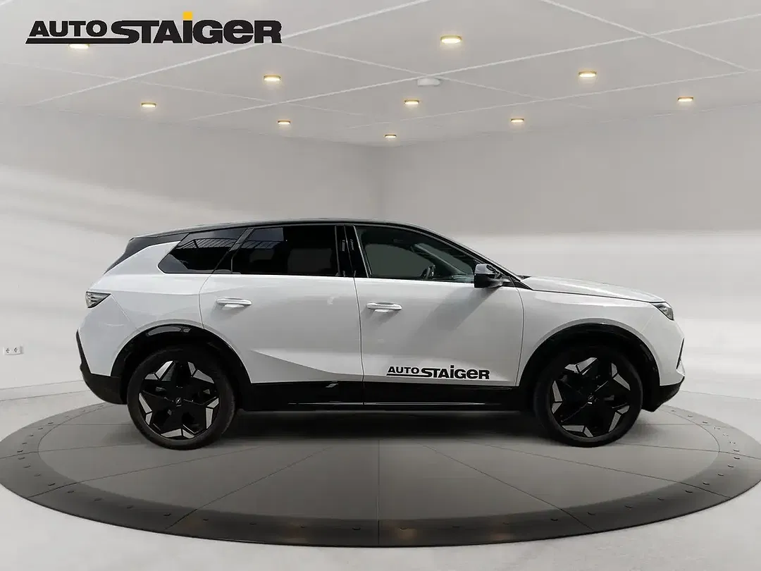 Opel Grandland - Thumbnail 4