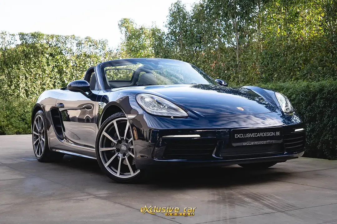 Porsche Boxster - Thumbnail 3