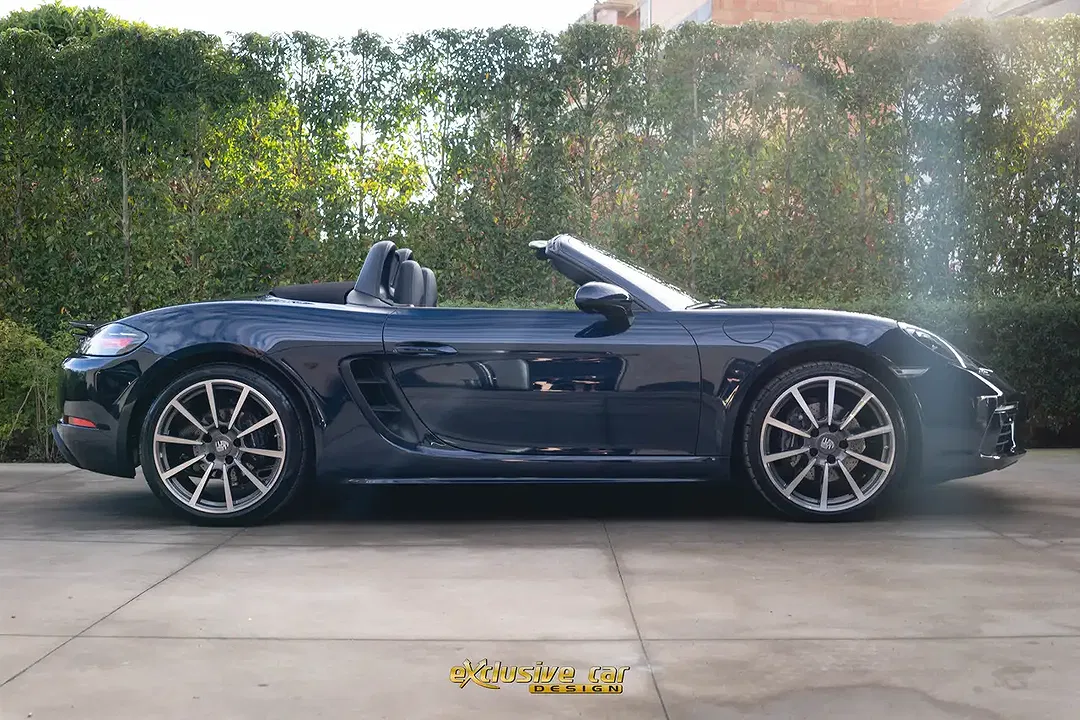 Porsche Boxster - Thumbnail 4