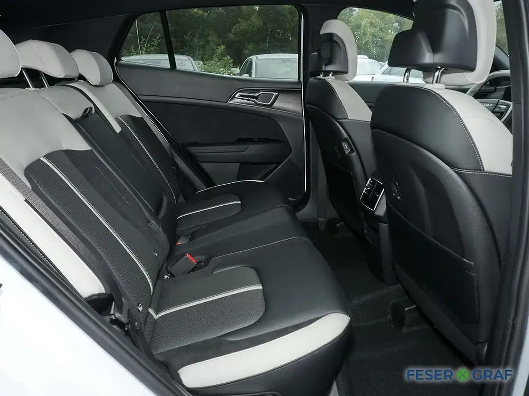 Kia Sportage - Thumbnail 5