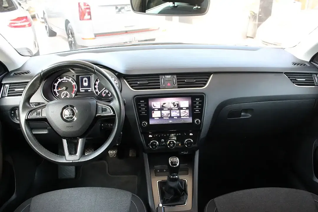 Skoda Octavia - Thumbnail 10
