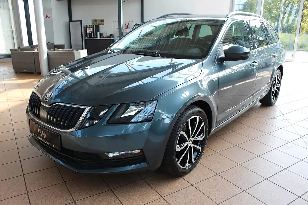 Skoda Octavia - Thumbnail 2