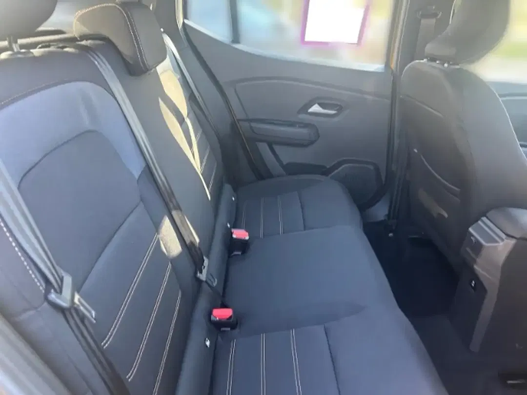 Dacia Sandero - Thumbnail 13