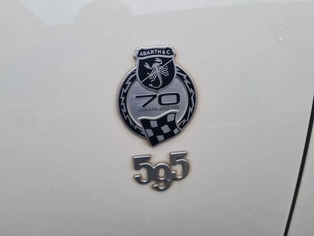 Abarth 500 - Thumbnail 11