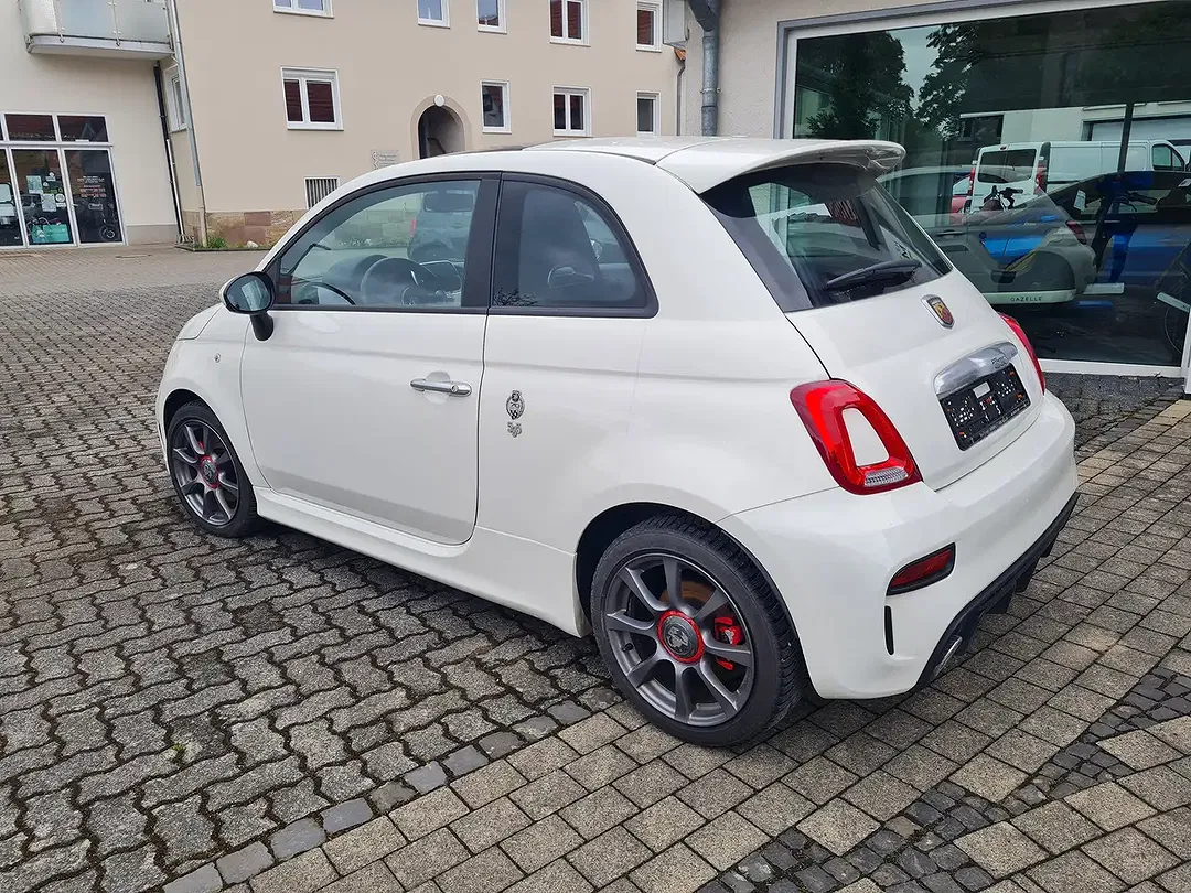Abarth 500 - Thumbnail 4