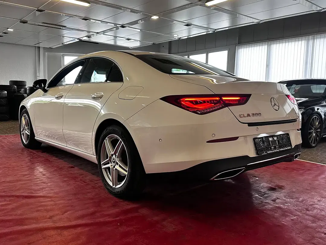 Mercedes-Benz CLA 200 - Thumbnail 6