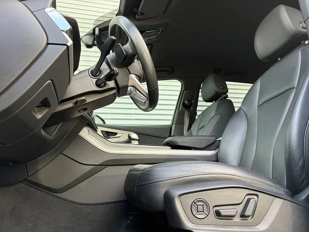Audi Q7 - Thumbnail 10