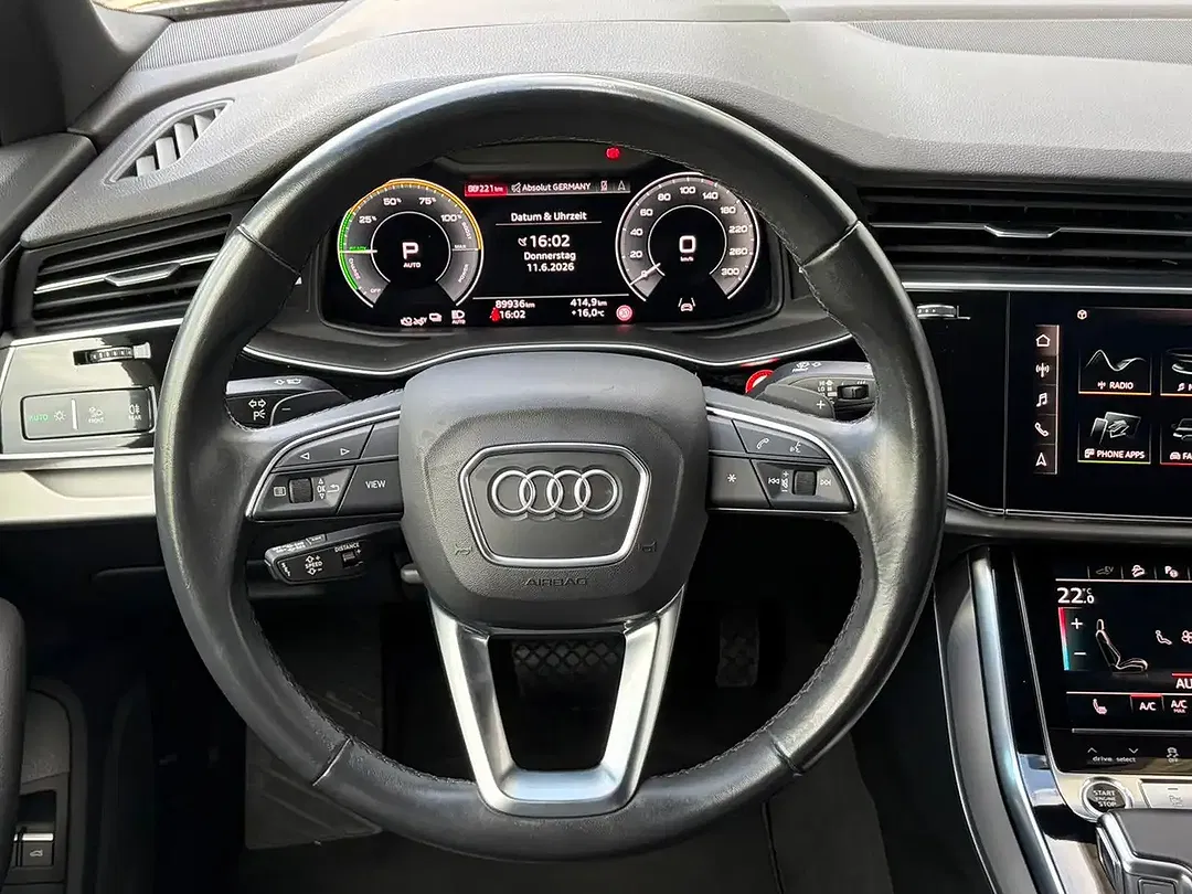 Audi Q7 - Thumbnail 12