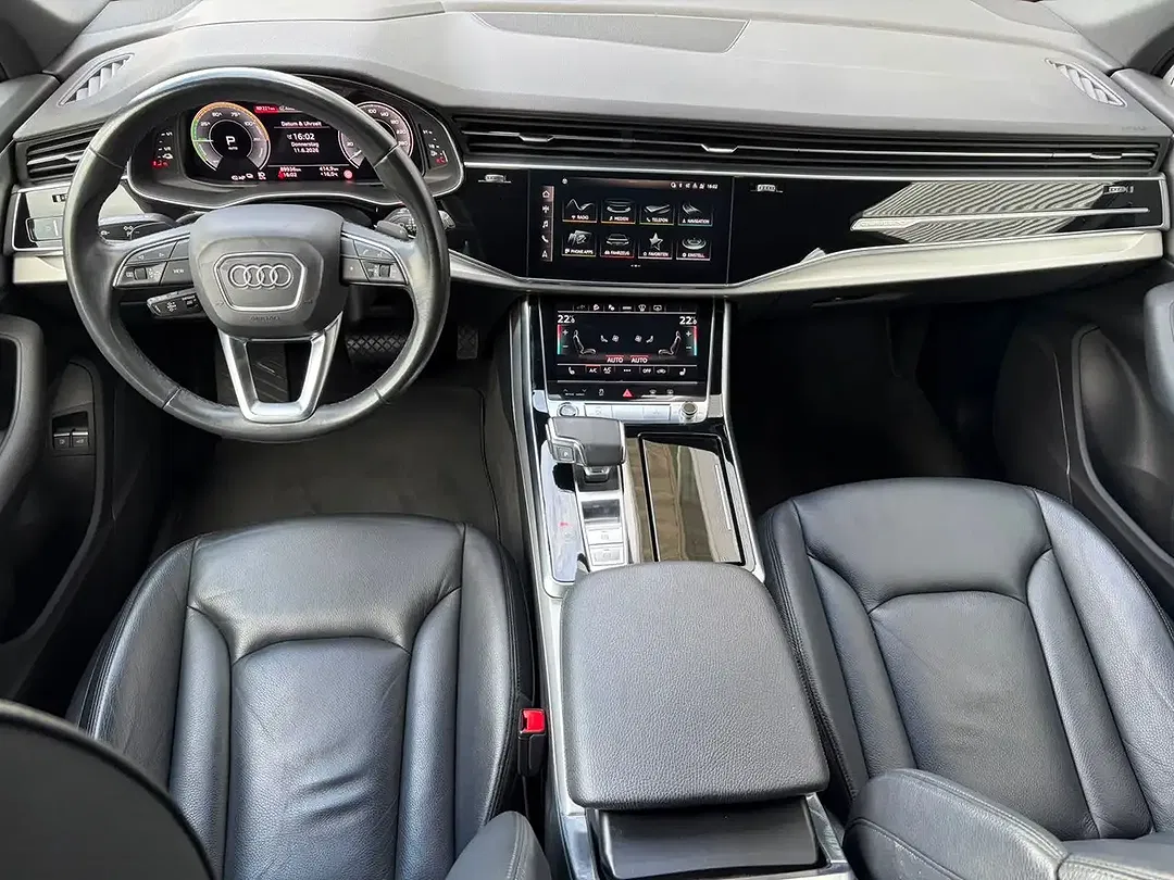 Audi Q7 - Thumbnail 13