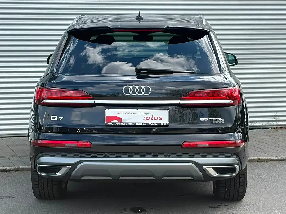 Audi Q7 - Thumbnail 4