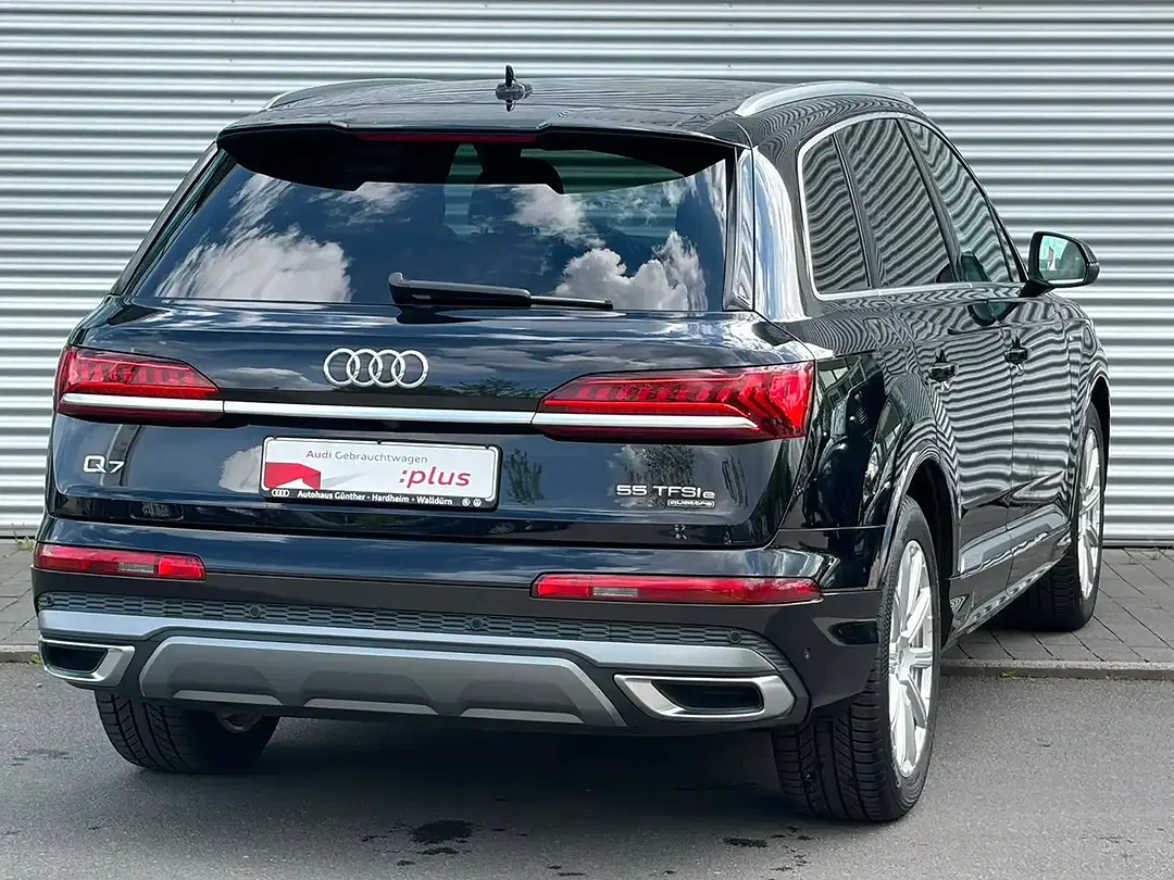 Audi Q7 - Thumbnail 5