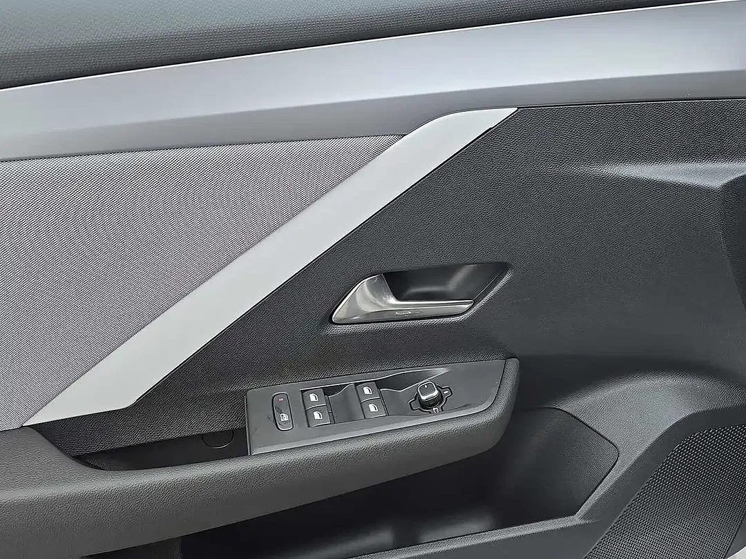 Opel Astra - Thumbnail 10