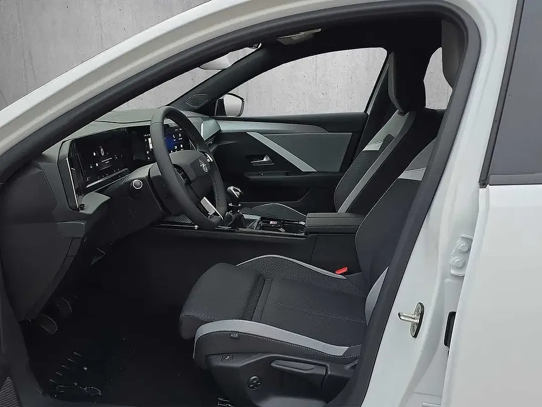 Opel Astra - Thumbnail 8