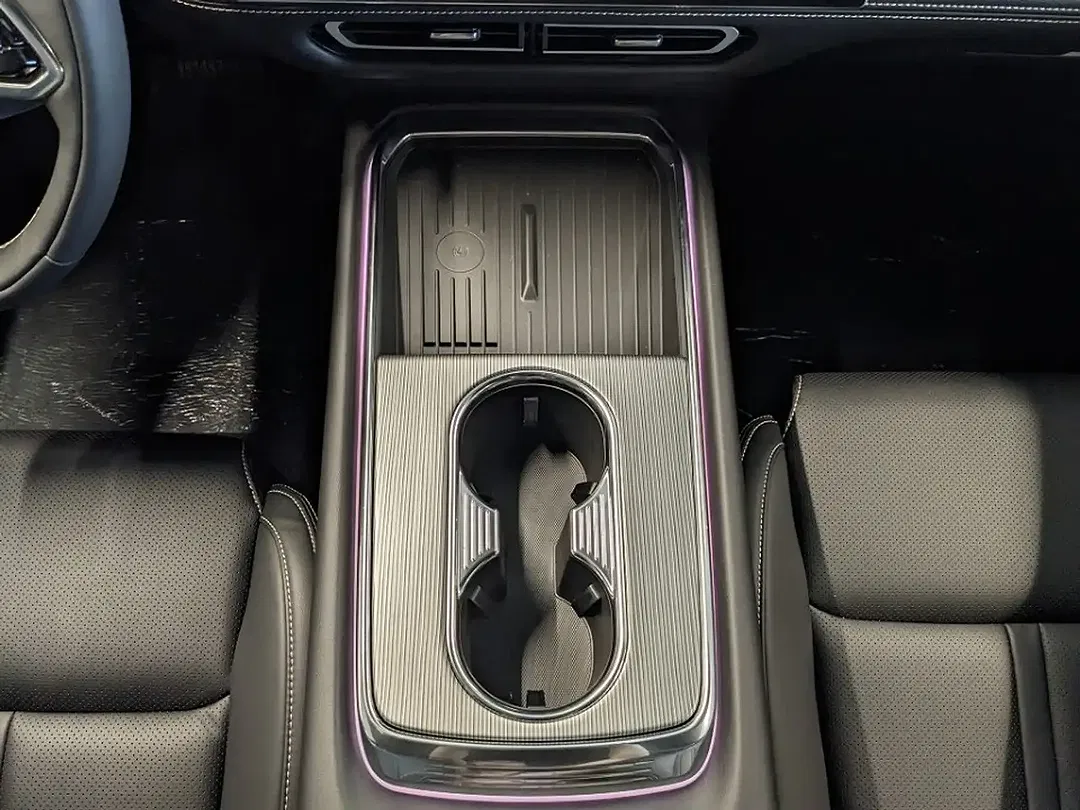 Mazda 6e - Thumbnail 12