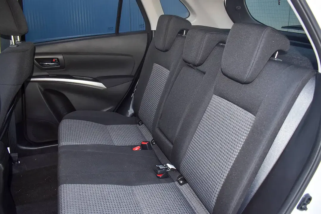 Suzuki S-Cross - Thumbnail 12