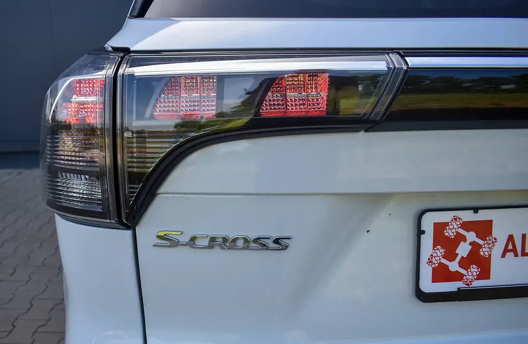 Suzuki S-Cross - Thumbnail 7