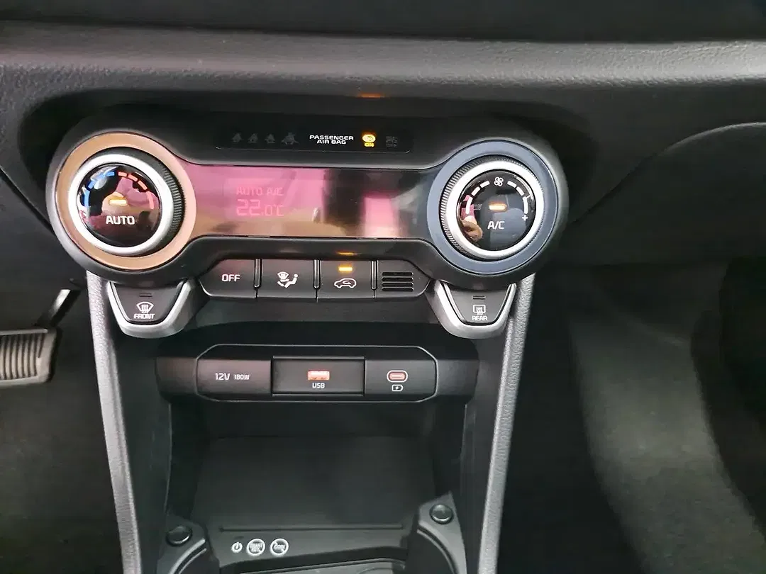 Kia Picanto - Thumbnail 12