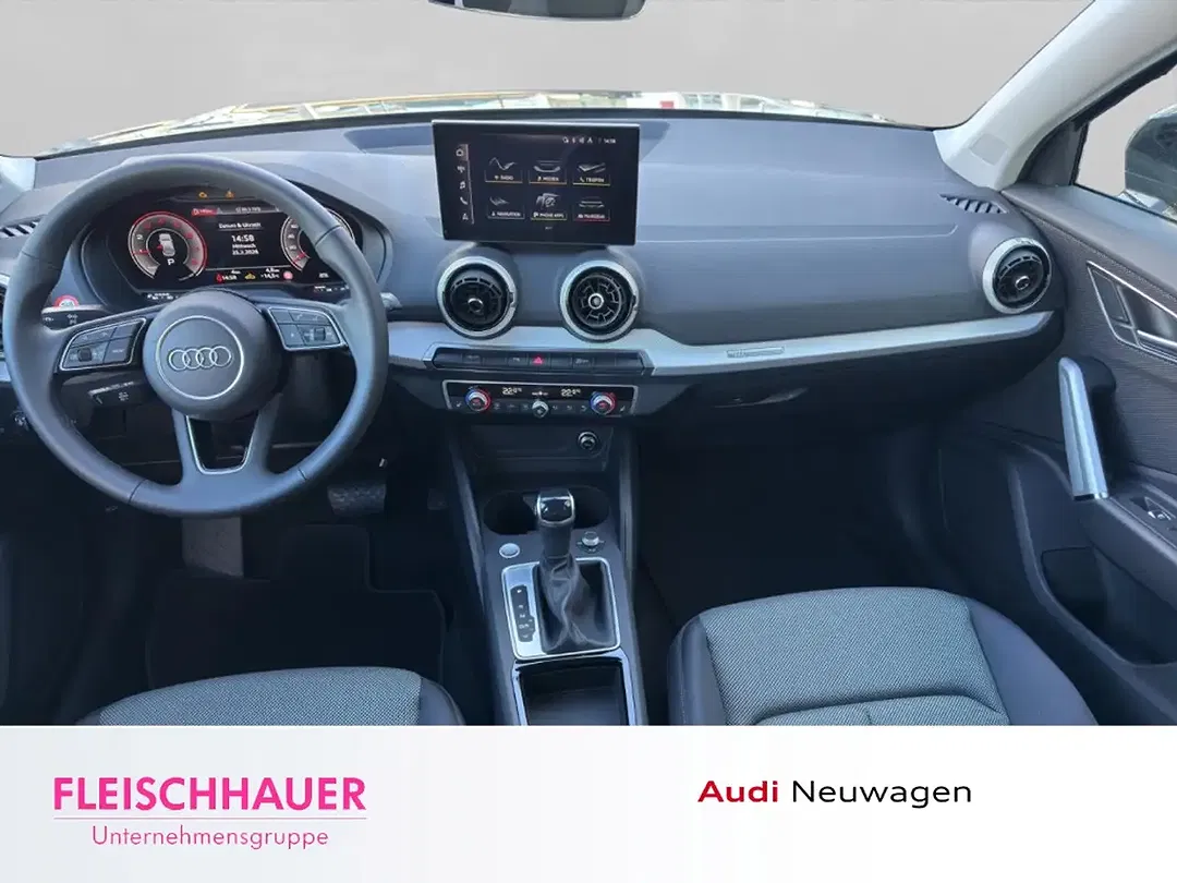 Audi Q2 - Thumbnail 11