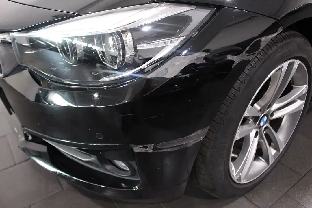 BMW 320 - Thumbnail 10