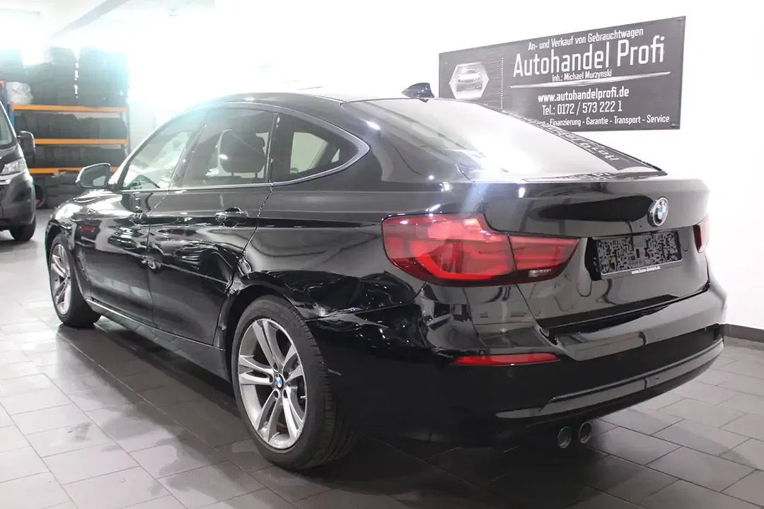 BMW 320 - Thumbnail 19