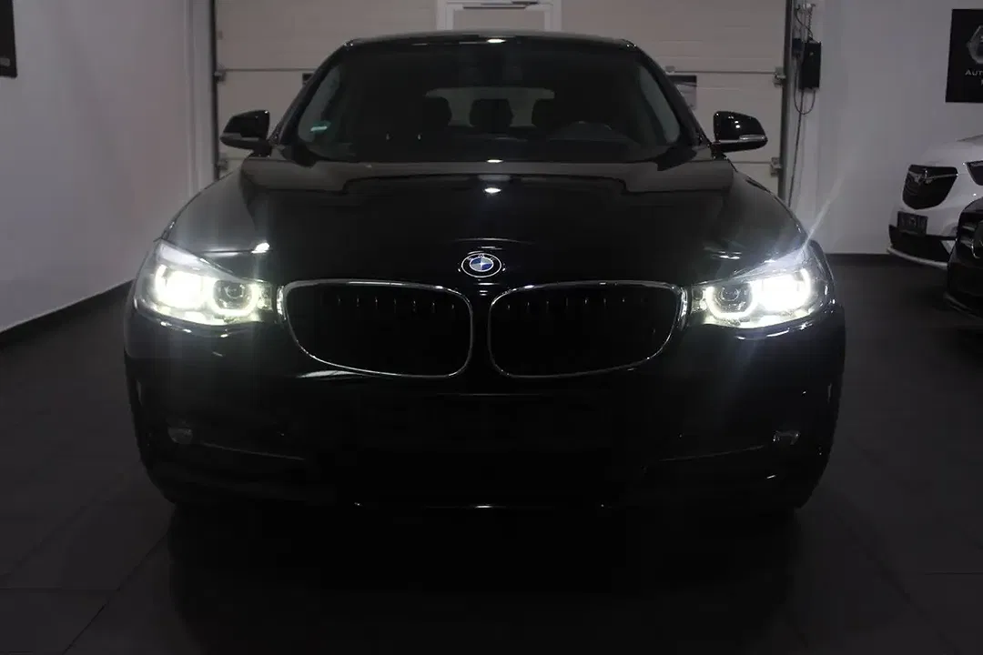BMW 320 - Thumbnail 7