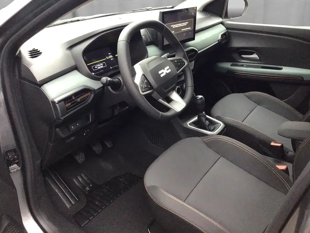 Dacia Sandero - Thumbnail 13