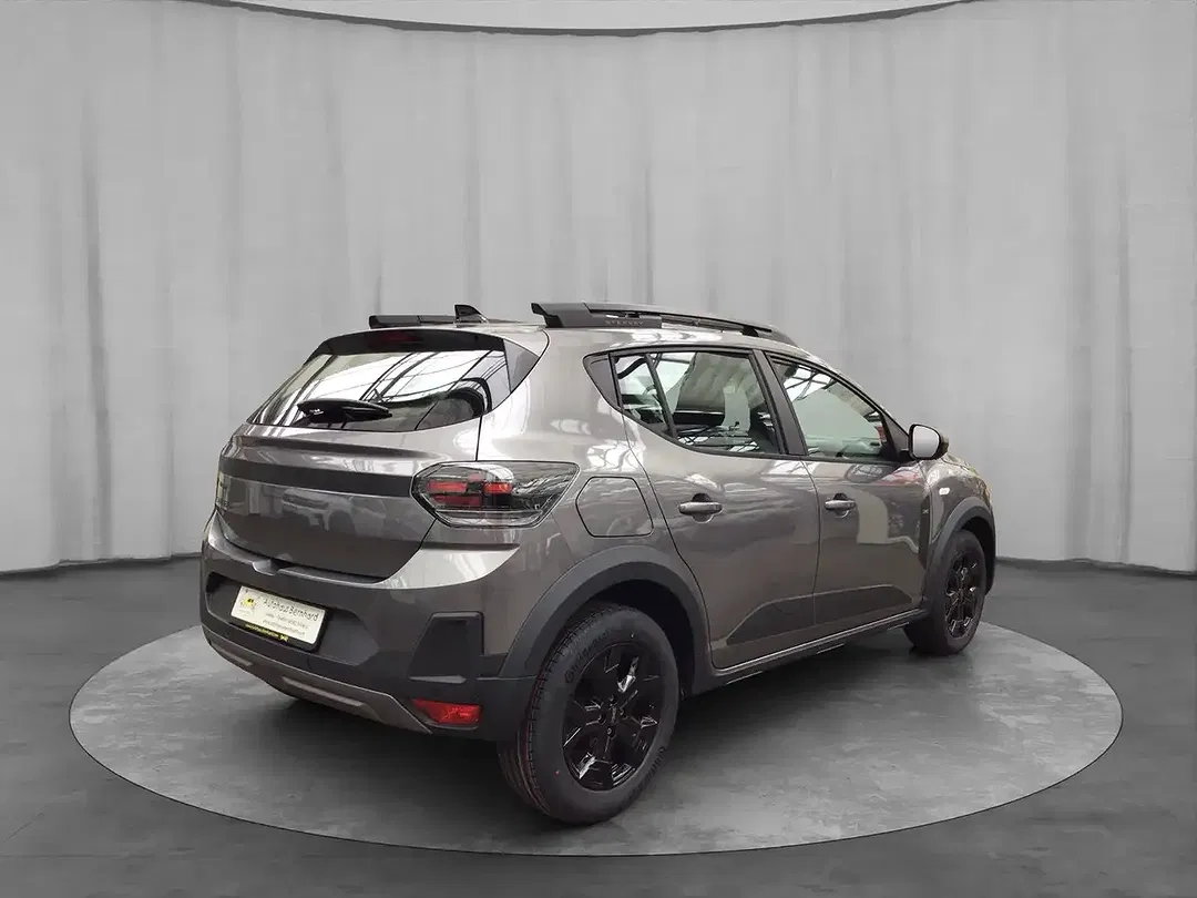 Dacia Sandero - Thumbnail 9