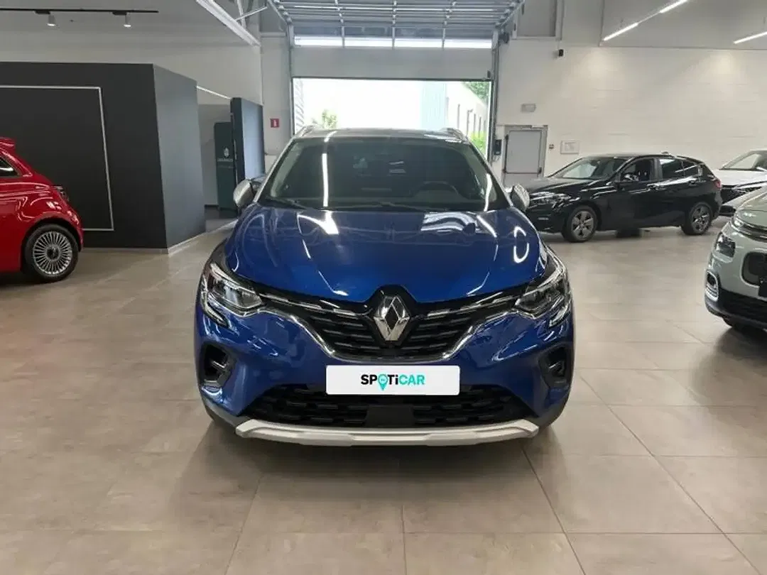 Renault Captur - Thumbnail 2