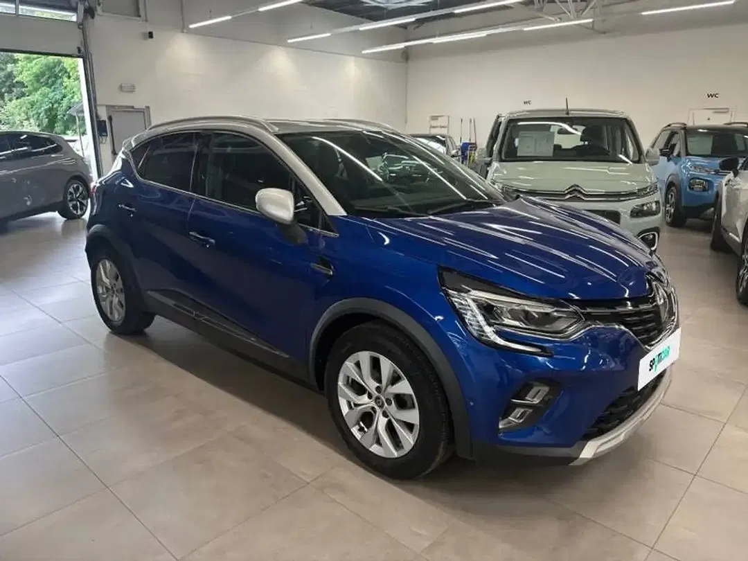 Renault Captur - Thumbnail 3