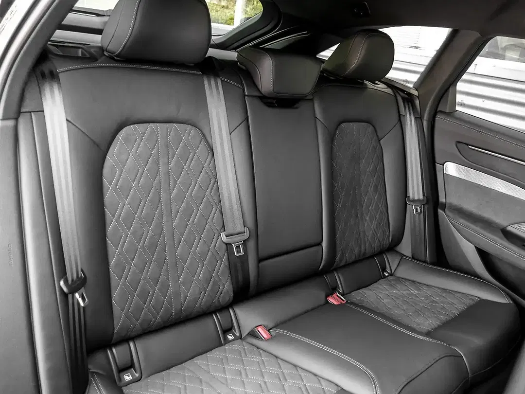 Audi A6 - Thumbnail 5