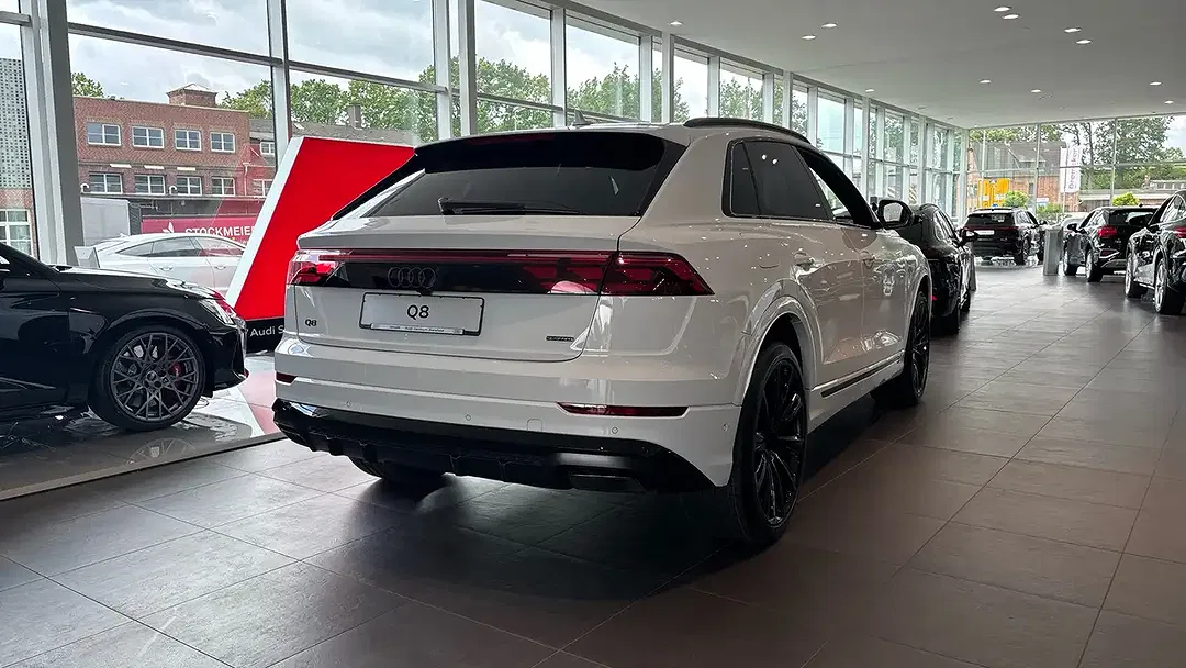 Audi Q8 - Thumbnail 3