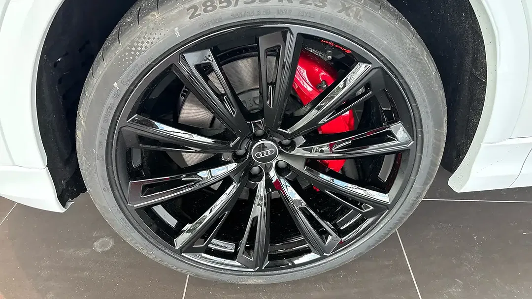 Audi Q8 - Thumbnail 7