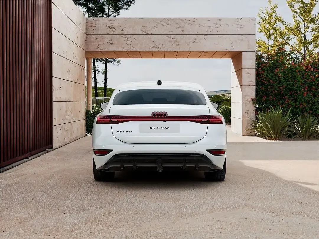 Audi A6 e-tron - Thumbnail 4