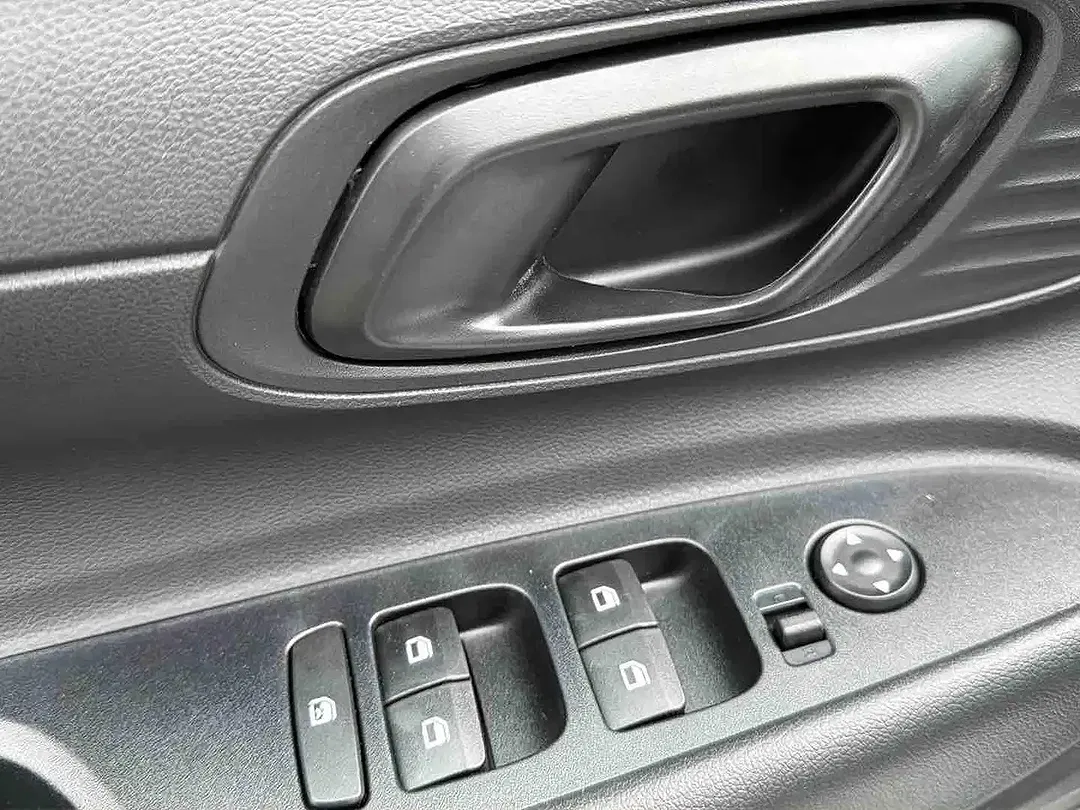 Hyundai i20 - Thumbnail 10
