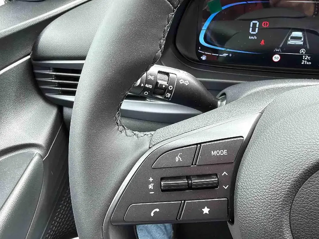 Hyundai i20 - Thumbnail 13