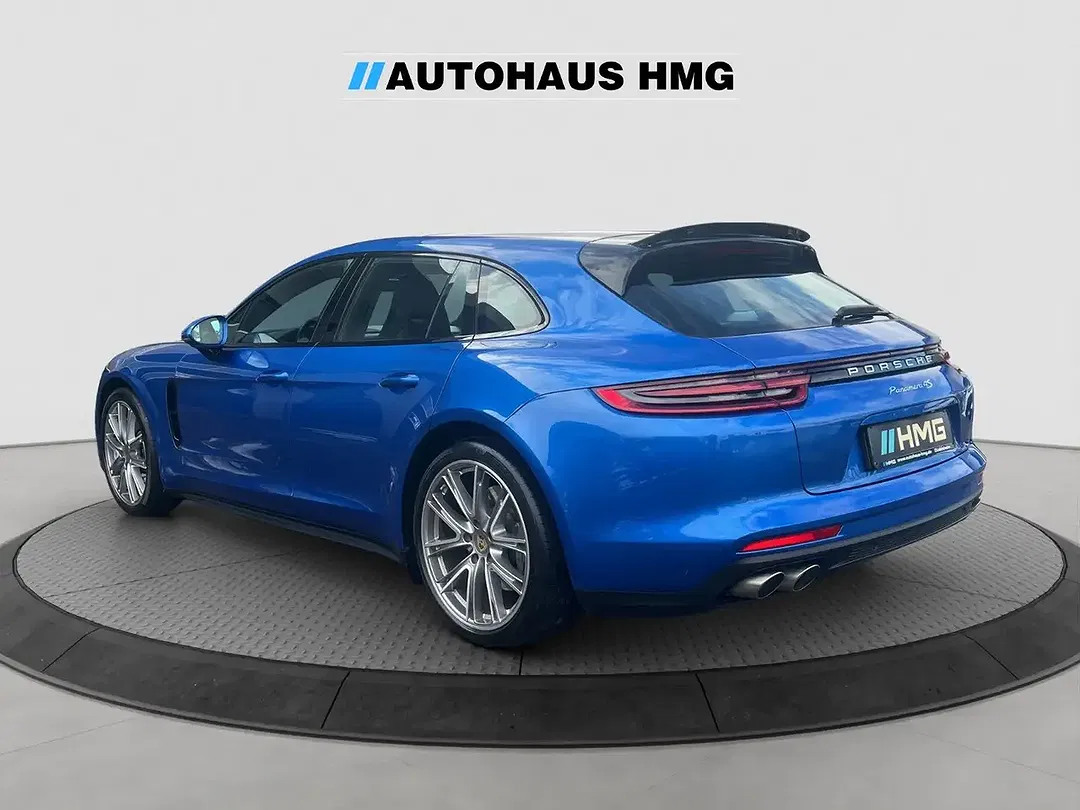 Porsche Panamera - Thumbnail 3