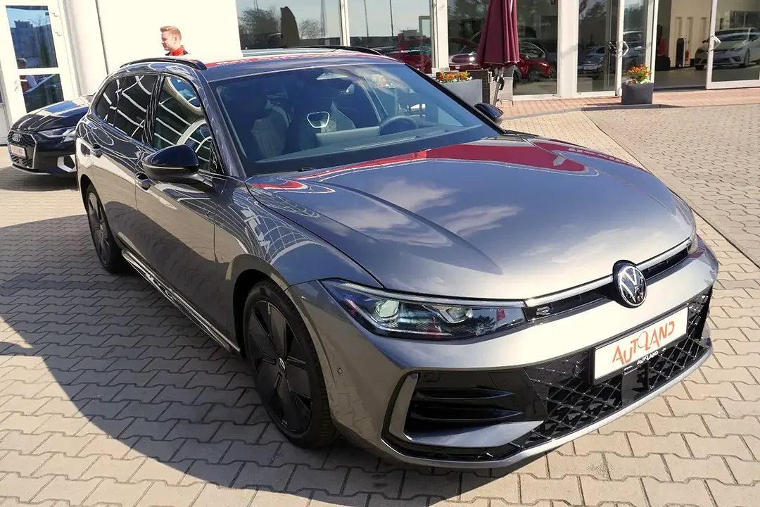 Volkswagen Passat Variant - Thumbnail 3