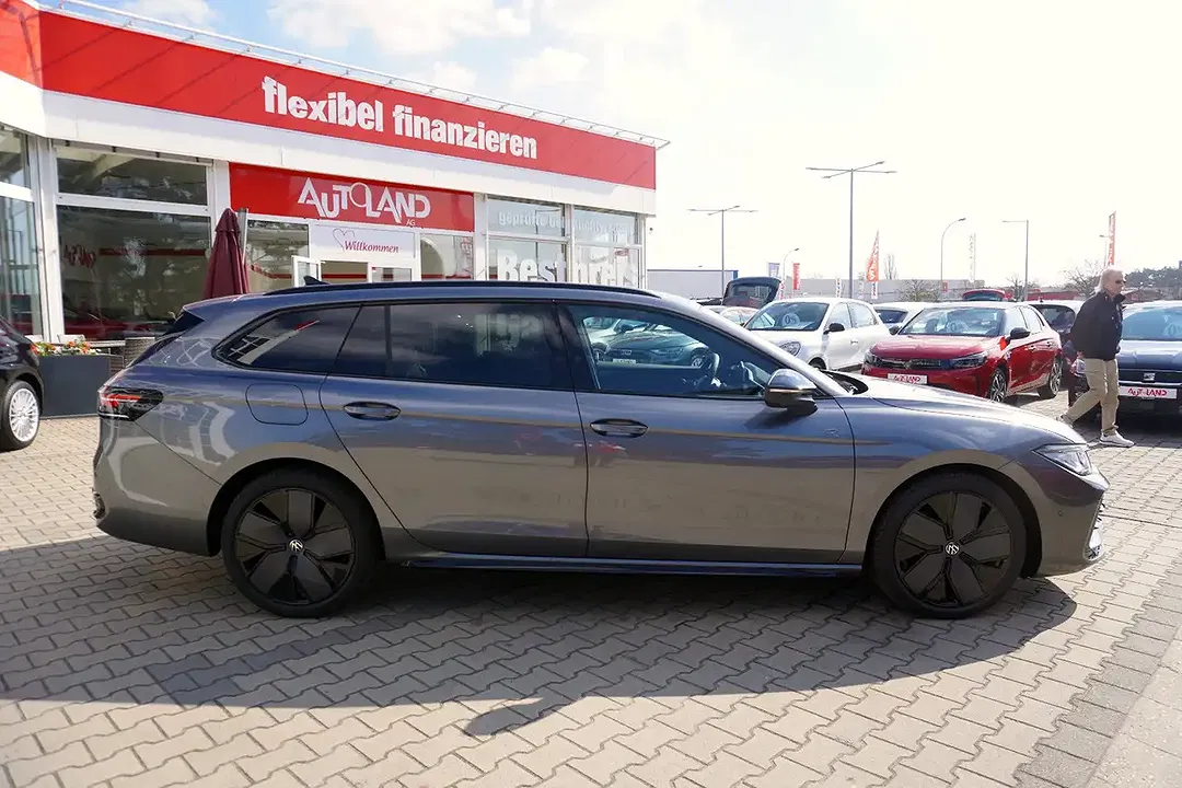 Volkswagen Passat Variant - Thumbnail 4