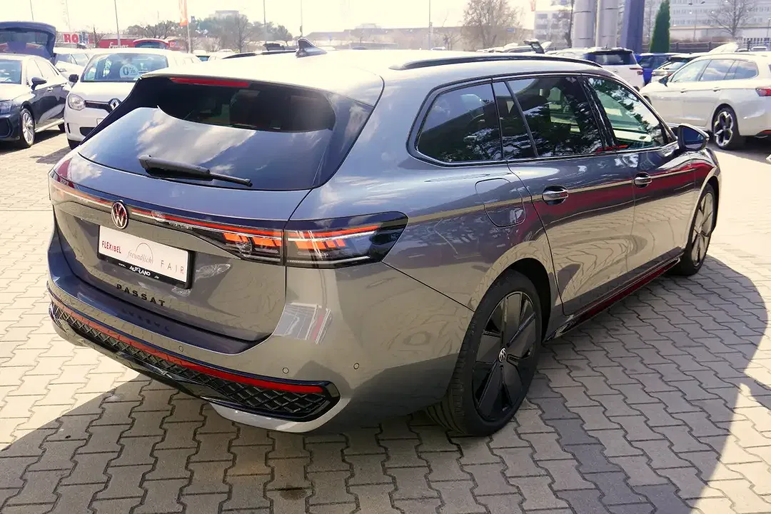 Volkswagen Passat Variant - Thumbnail 5