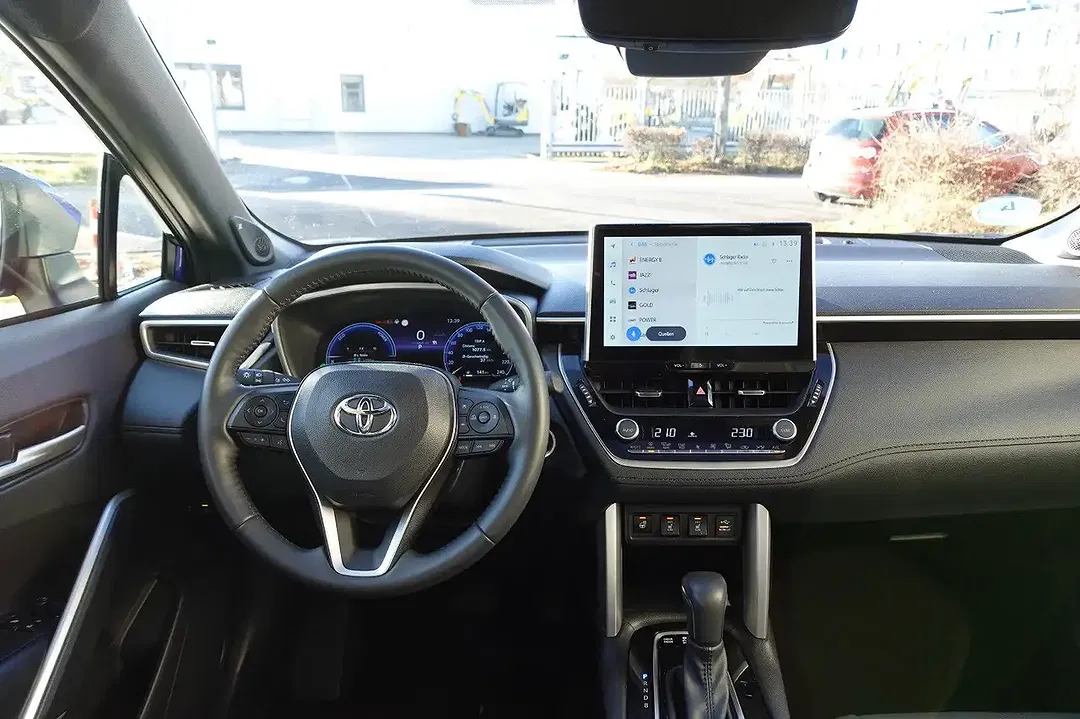 Toyota Corolla Cross - Thumbnail 14