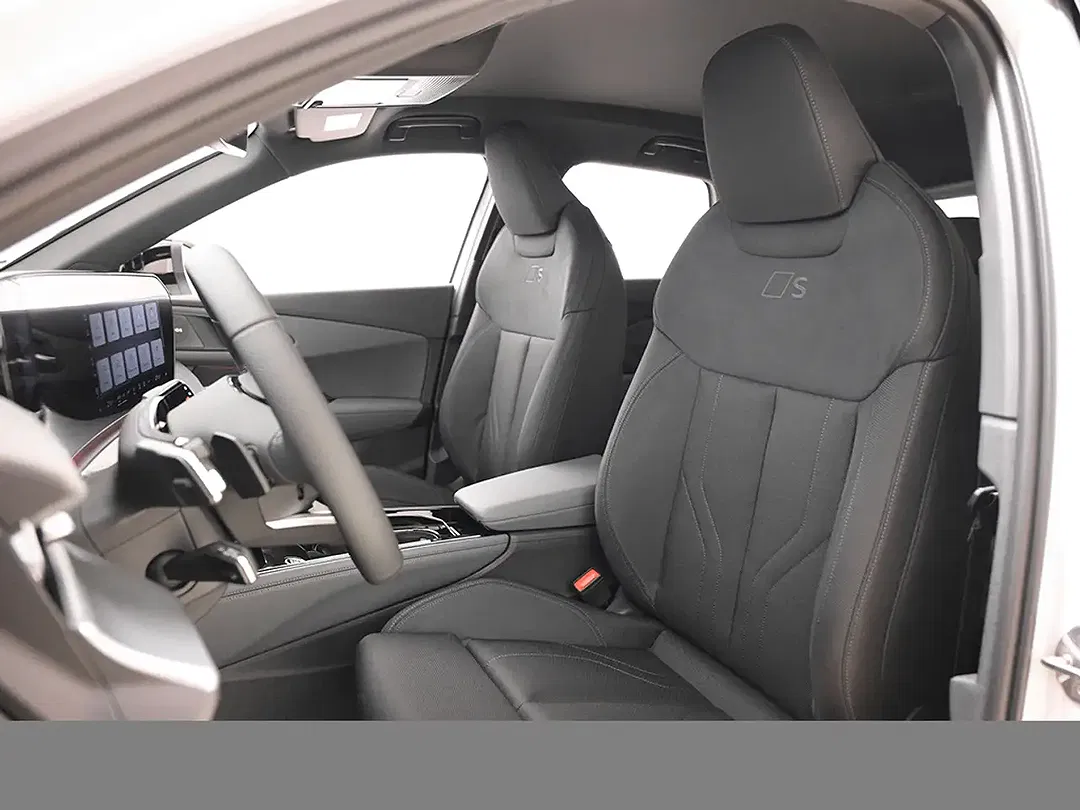 Audi Q3 - Thumbnail 10