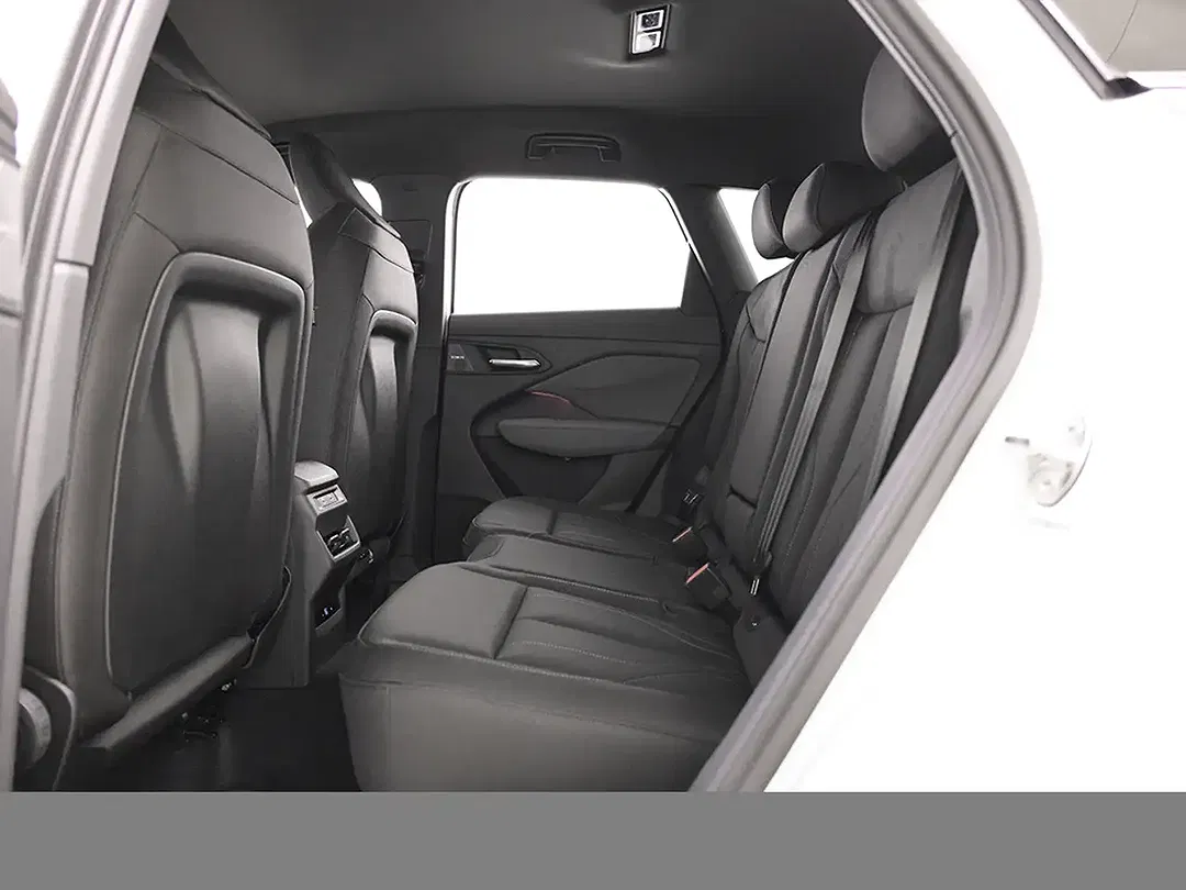 Audi Q3 - Thumbnail 12
