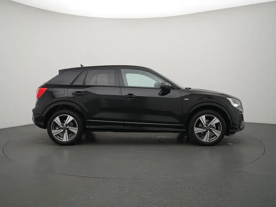 Audi Q2 - Thumbnail 2